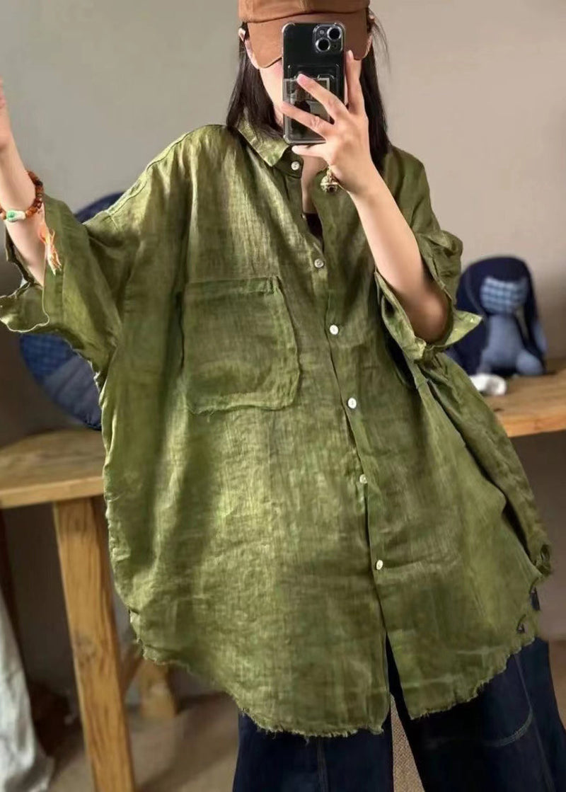 Classic Vintage Shirt with a Flattering Fit