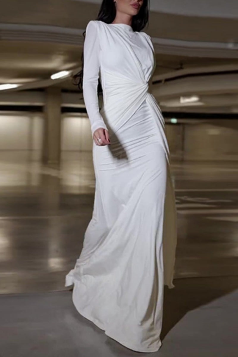A Vintage Style Dress with Delicate Timeless Details