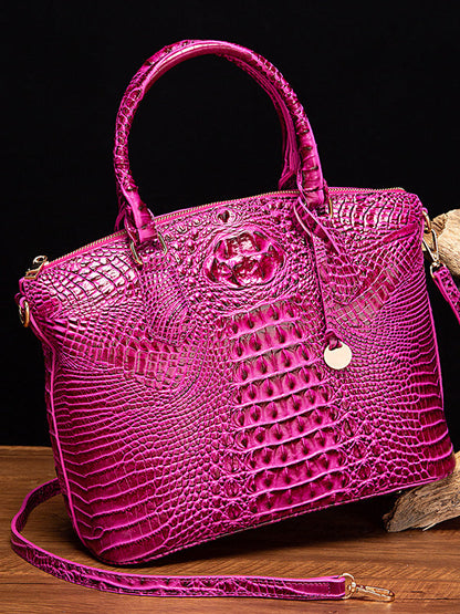 Gracefully Styled Bag for Any Occasion