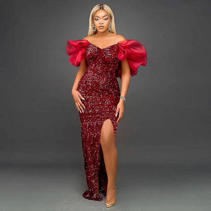 Beautifully Finished Dress in a Timeless Design