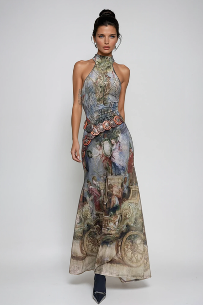 Beautifully Crafted Dress in a Classic Style