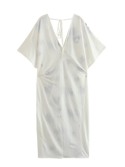 A Vintage Style Dress with Delicate Timeless Details