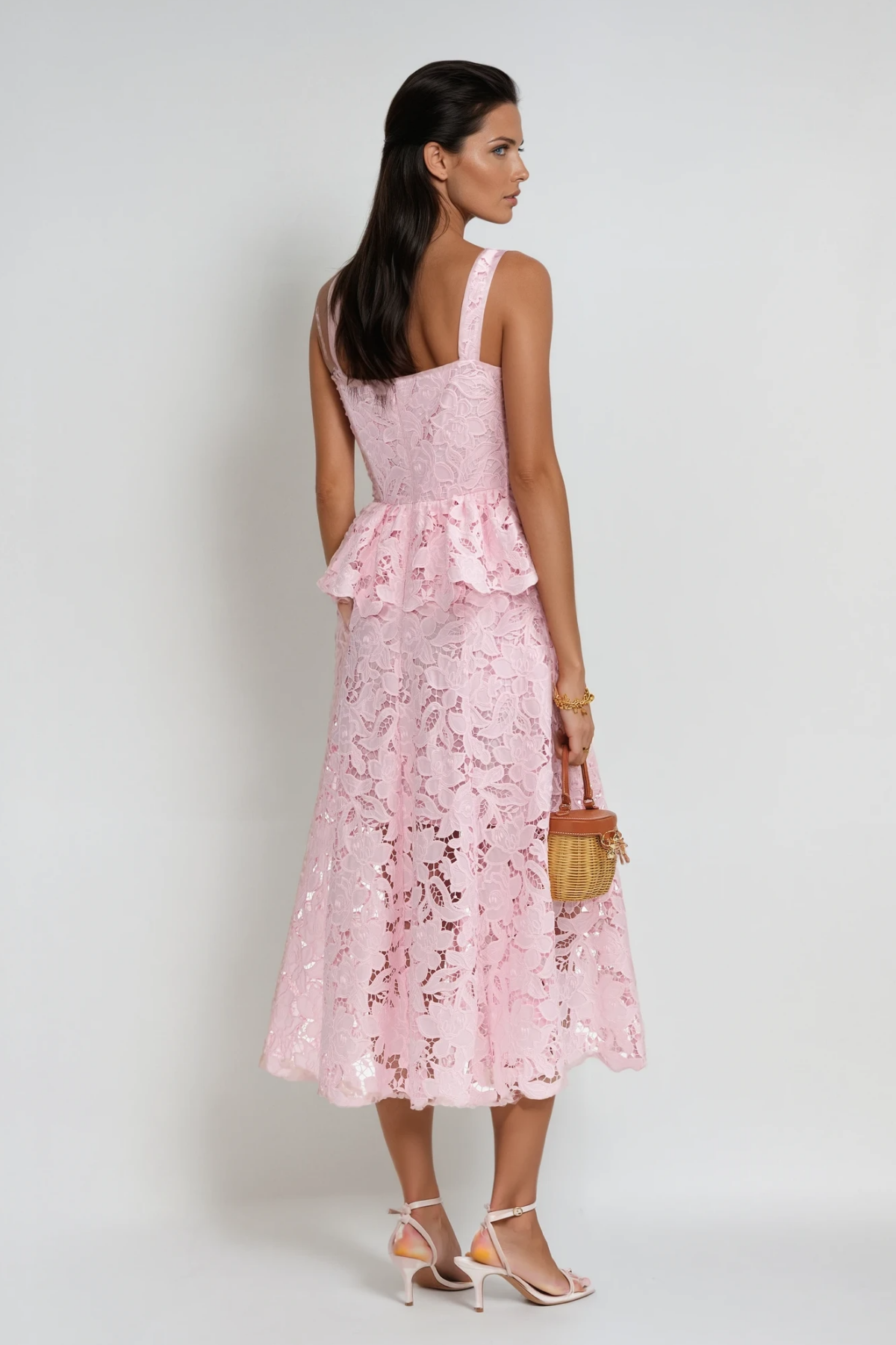 Beautifully Crafted Dress in a Classic Style