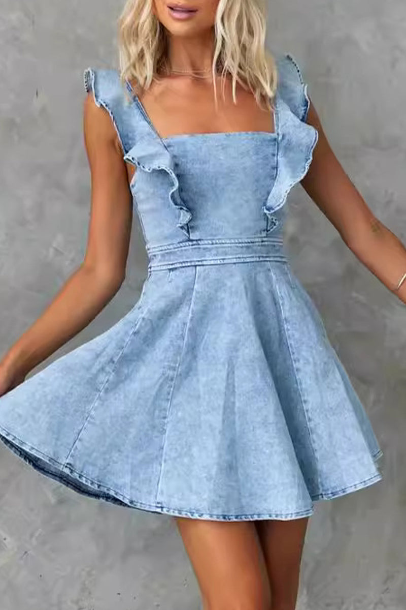 Effortlessly Elegant Dress with a Timeless Design