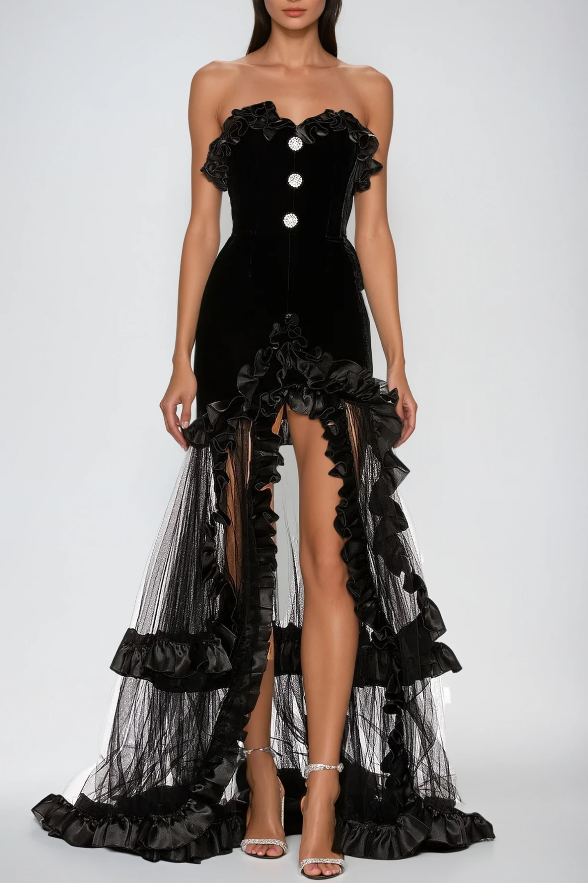 Well Tailored Dress with a Graceful Silhouette