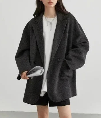 Elegantly Styled Coat for Everyday Wear