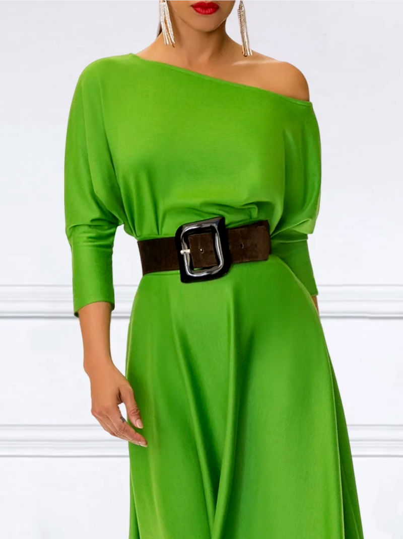 Classic Vintage Dress with a Flattering Fit