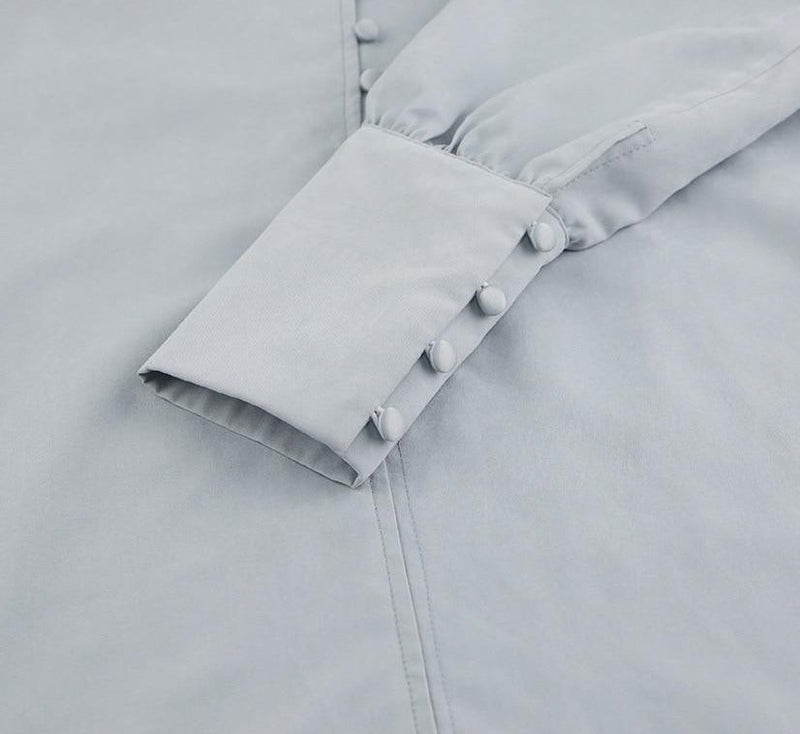 Effortlessly Elegant Blouse with a Timeless Design