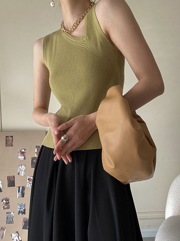 Beautifully Crafted Top in a Classic Style