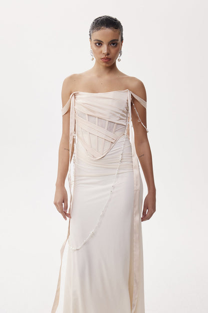 A Vintage Style Dress with Delicate Timeless Details