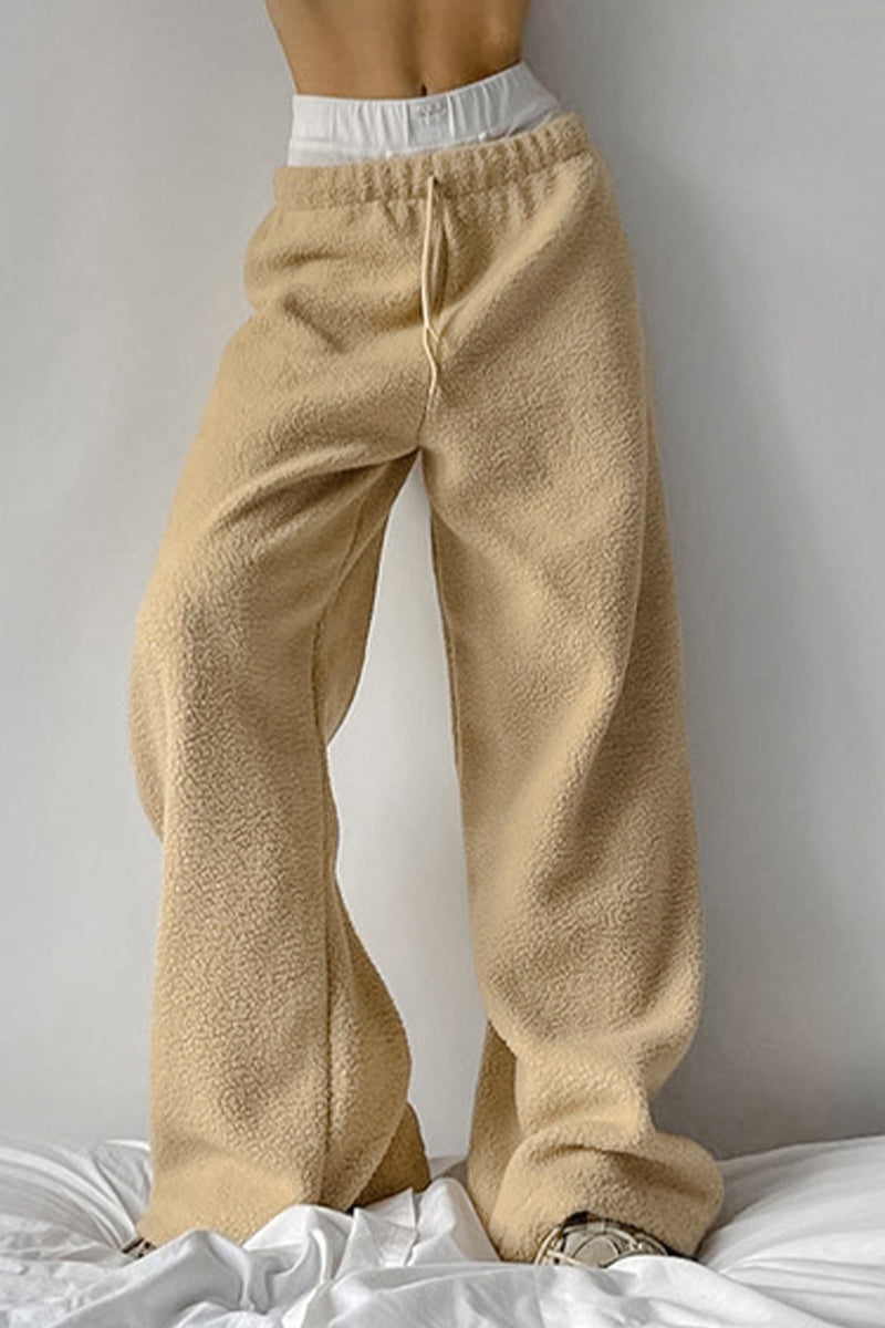 Effortlessly Elegant Garment with a Timeless Design