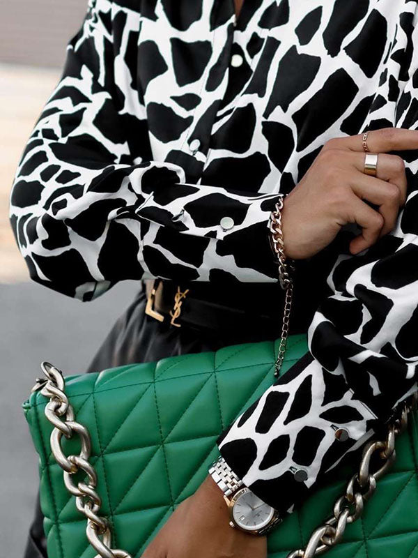 Well Tailored Blouse with a Graceful Silhouette