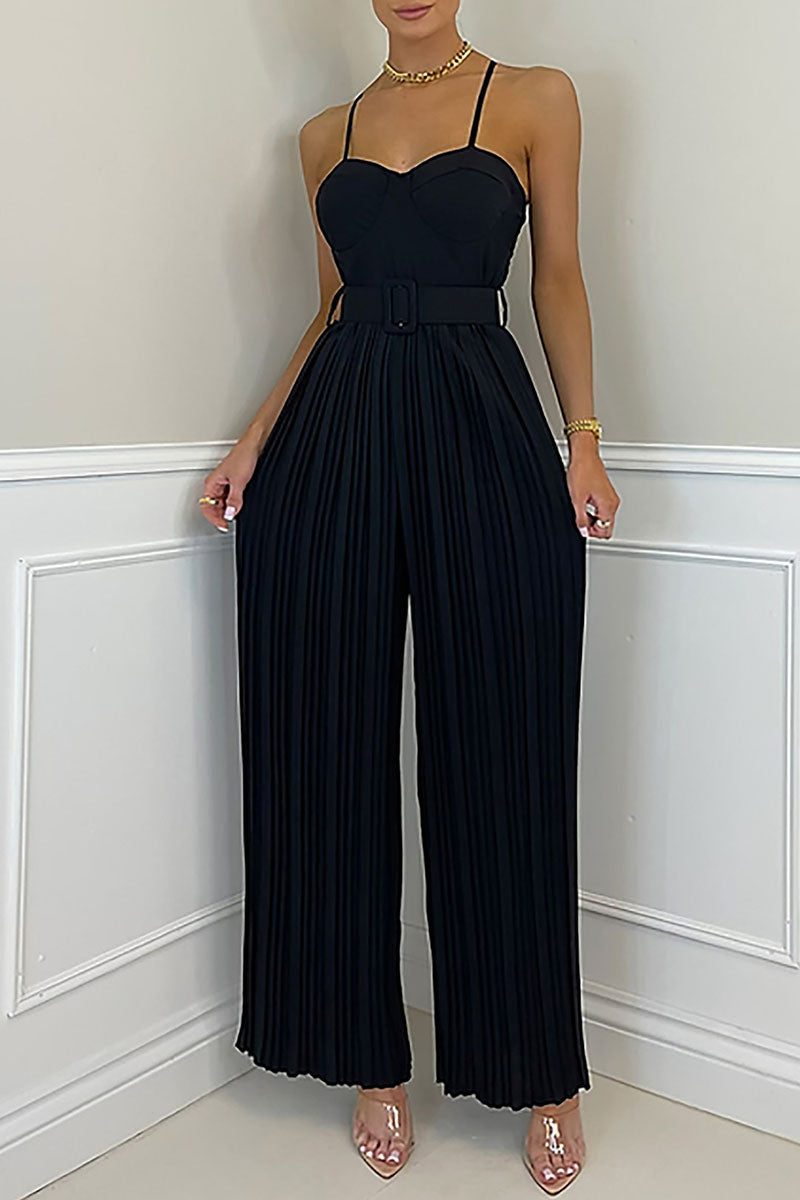 Sophisticated Garment with a Clean Classic Look