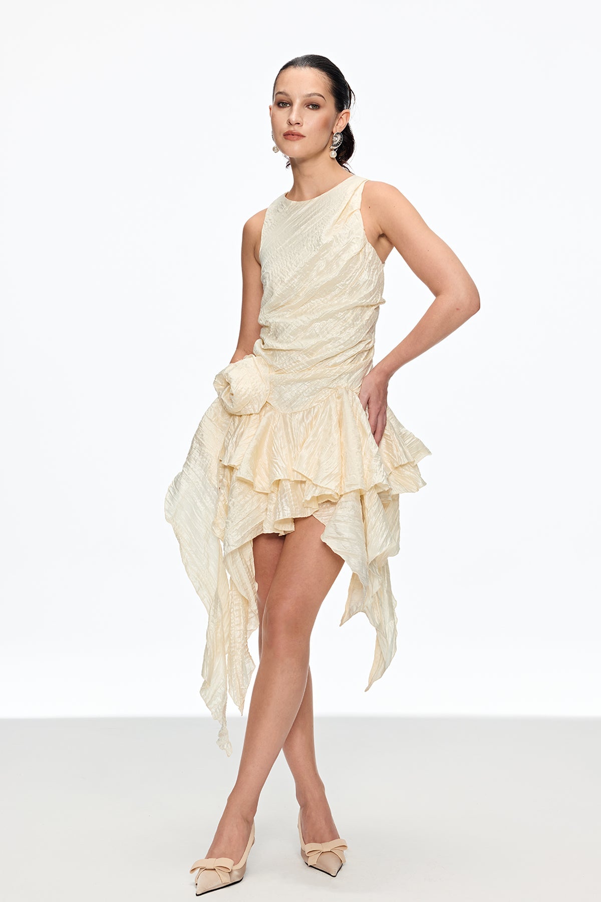 Beautifully Crafted Dress in a Classic Style