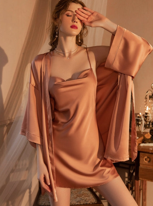 Effortlessly Elegant Garment with a Timeless Design
