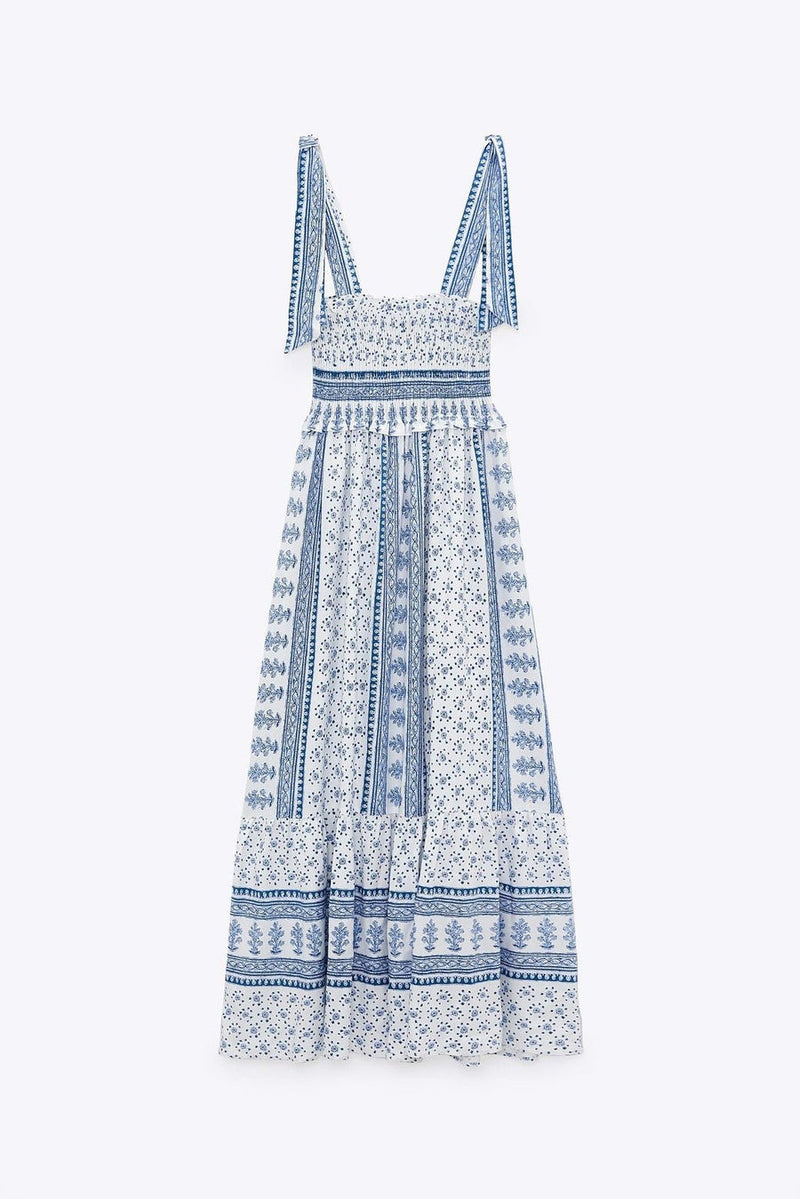 Classic Vintage & Enduringly Stylish Dress