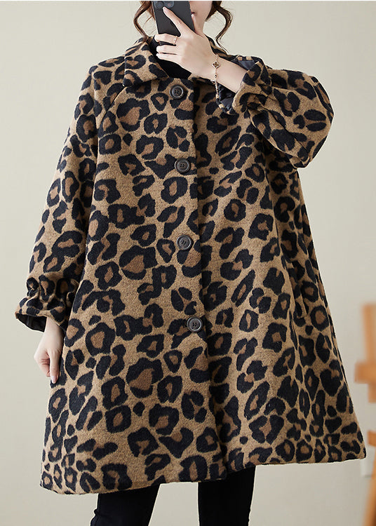 Classic Vintage Coat with a Flattering Fit