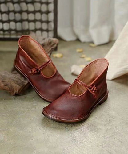 Classic Vintage Shoes with a Flattering Fit