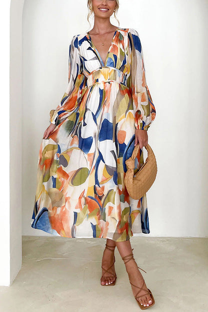 Gracefully Styled Dress for Any Occasion