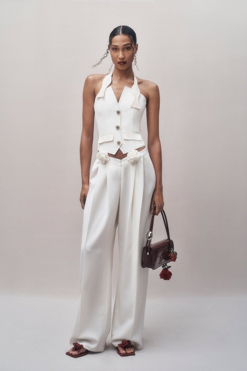 Beautifully Finished Garment in a Timeless Design
