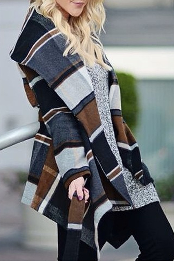 Well Tailored Garment with a Graceful Silhouette