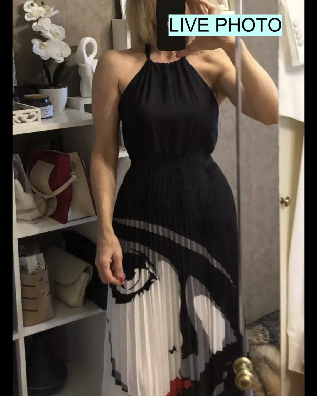 Gracefully Styled Dress for Any Occasion