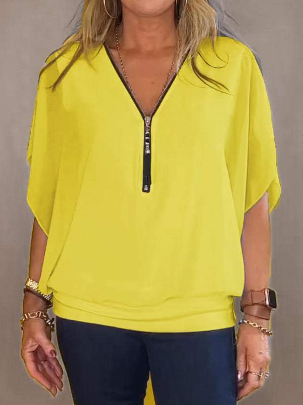 Effortlessly Elegant Top with a Timeless Design