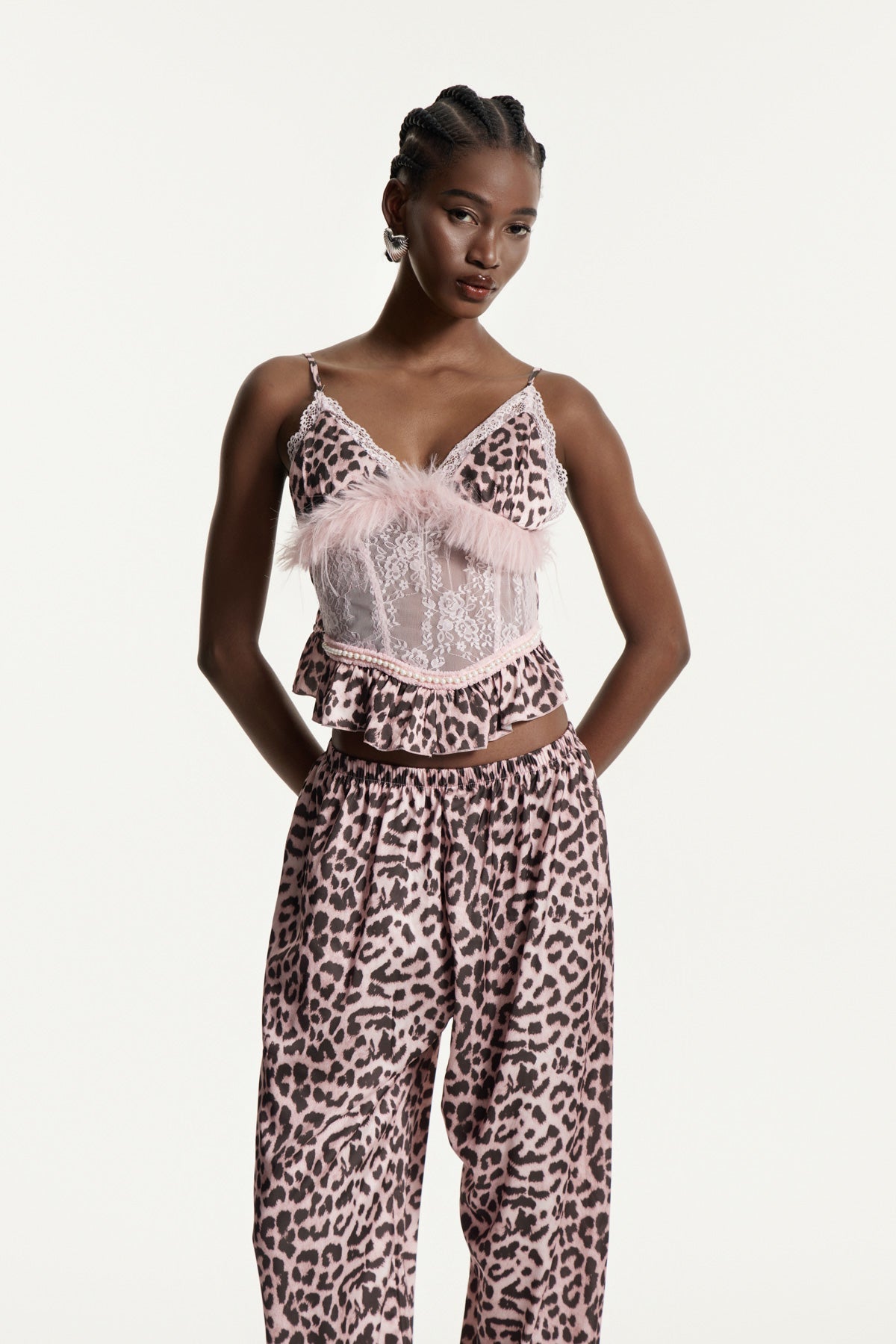 Classic Vintage Pants with a Flattering Fit