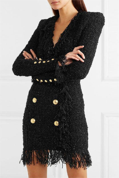 Well Tailored Dress with a Graceful Silhouette