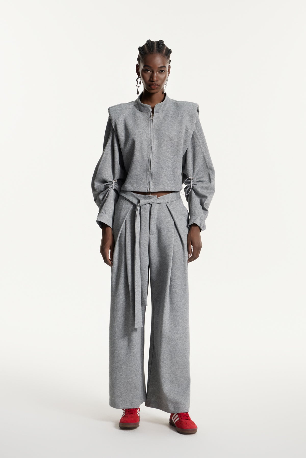 Well Tailored Top with a Graceful Silhouette