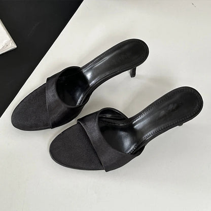 Polished Garment with an Effortless Classic Look