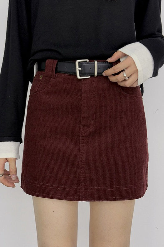 Effortlessly Elegant Garment with a Timeless Design