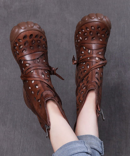 Well Tailored Boots with a Graceful Silhouette