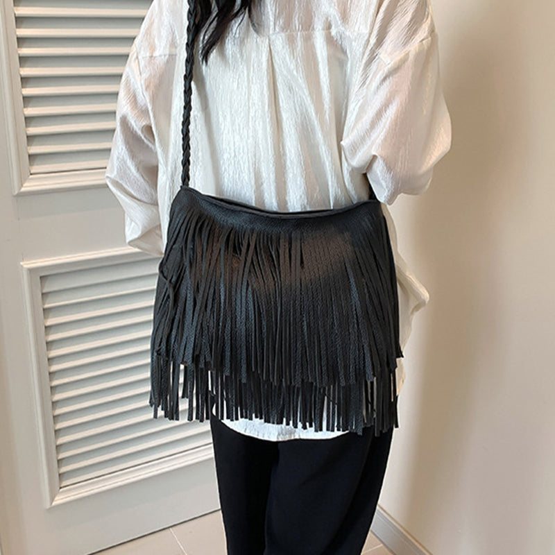 Beautifully Finished Bag in a Timeless Design