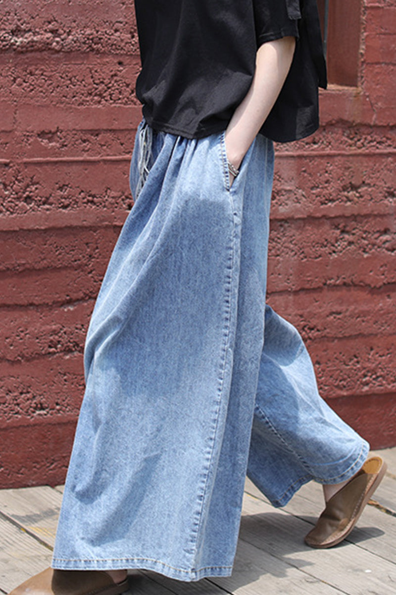 Well Tailored Garment with a Graceful Silhouette
