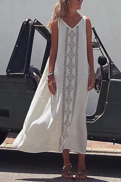 Classic Vintage & Enduringly Stylish Dress