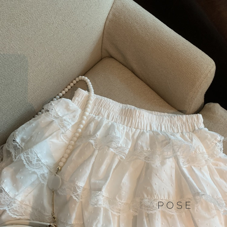 Gracefully Styled Garment for Any Occasion