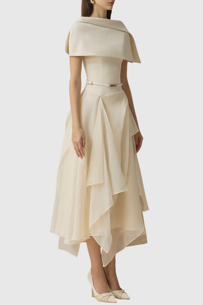 Well Tailored Dress with a Graceful Silhouette
