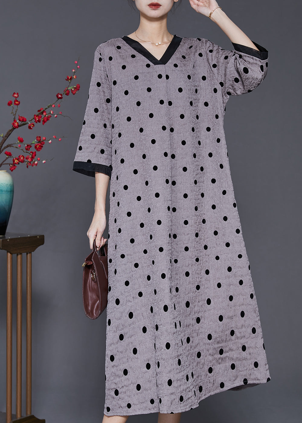Classic Vintage Dress with a Flattering Fit