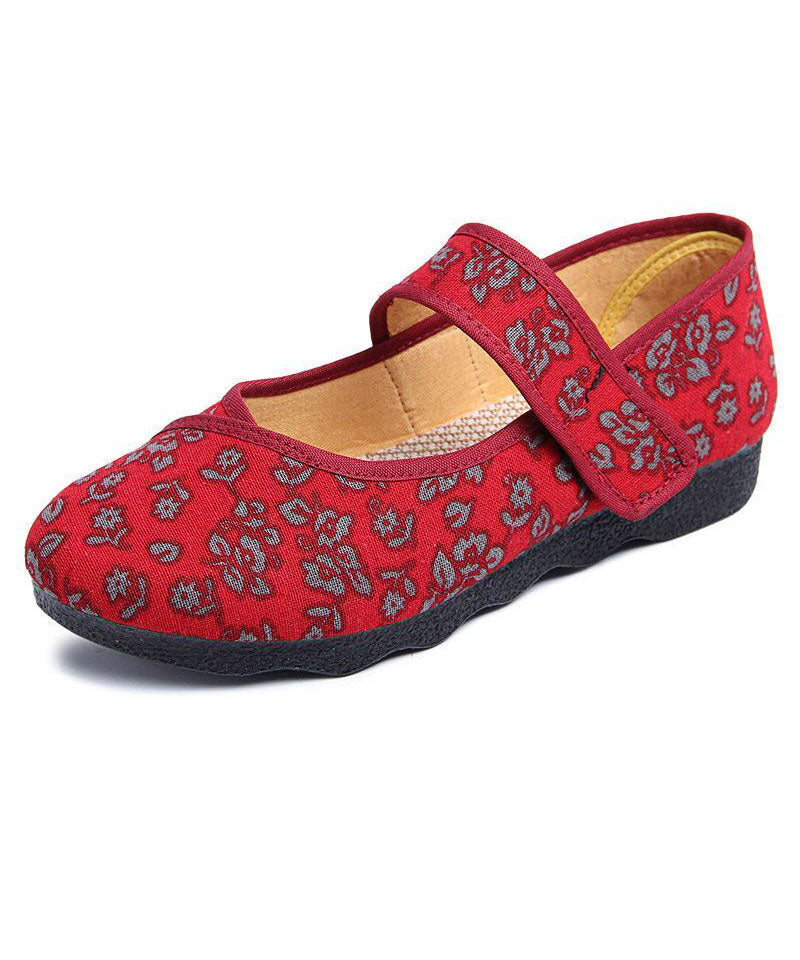 Elegantly Styled Shoes for Everyday Wear