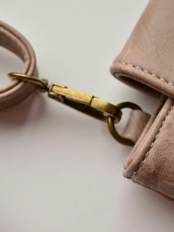 Beautifully Finished Bag in a Timeless Design