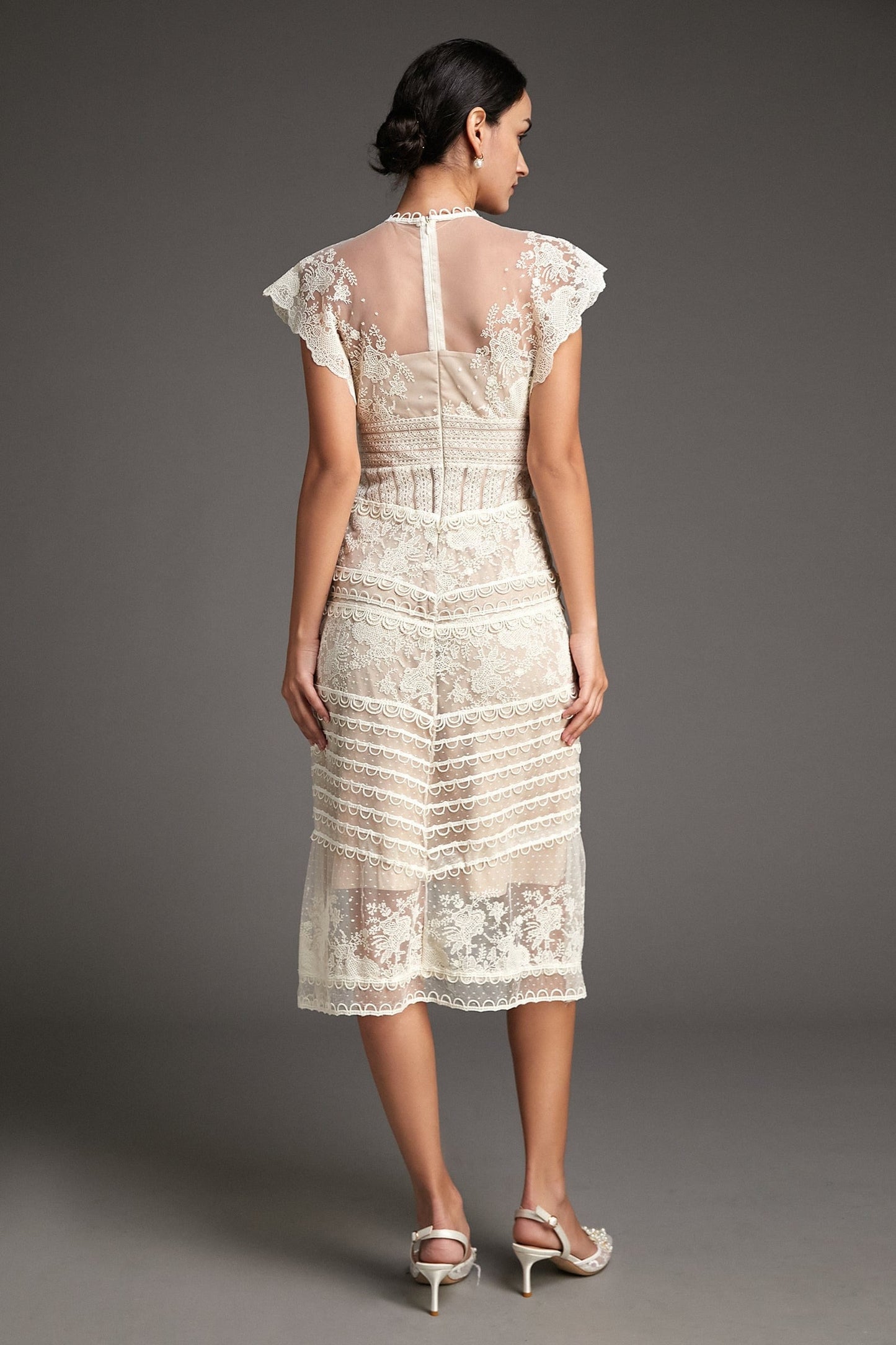 Sophisticated Dress with a Clean Classic Look