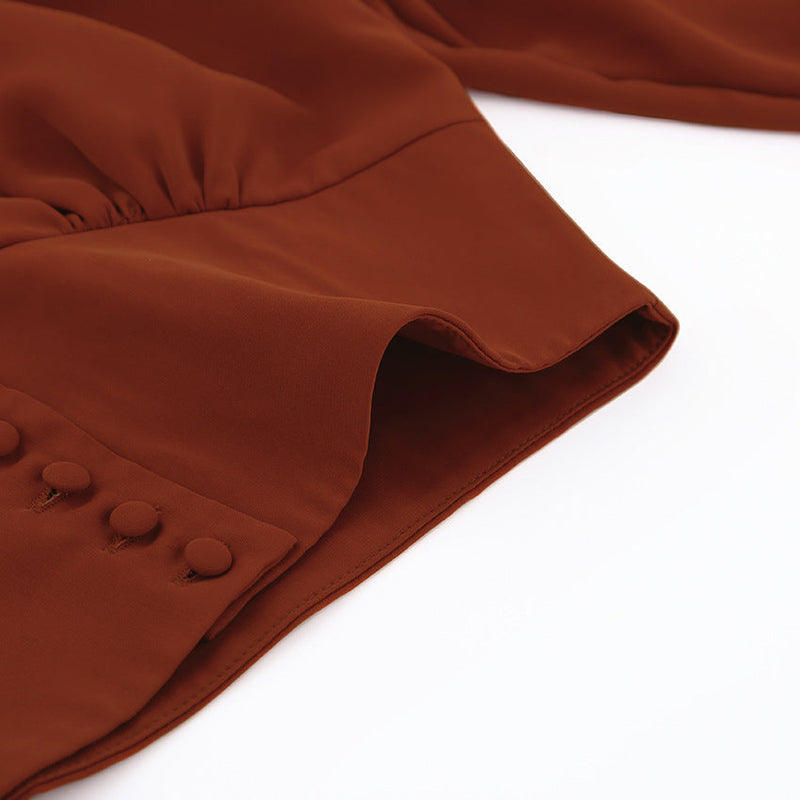 Sophisticated Blouse with a Clean Classic Look
