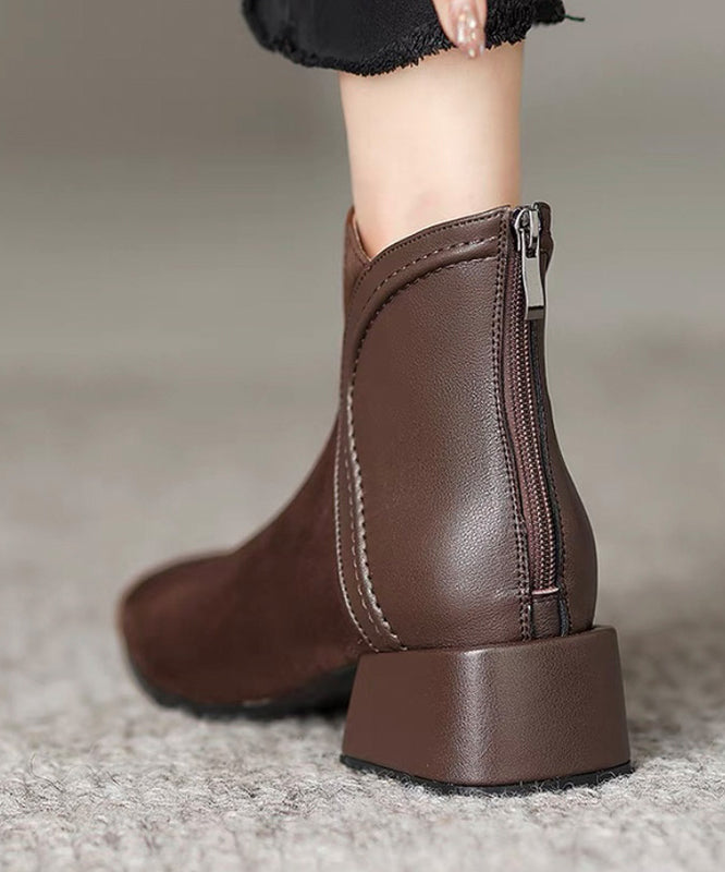 Well Tailored Boots with a Graceful Silhouette
