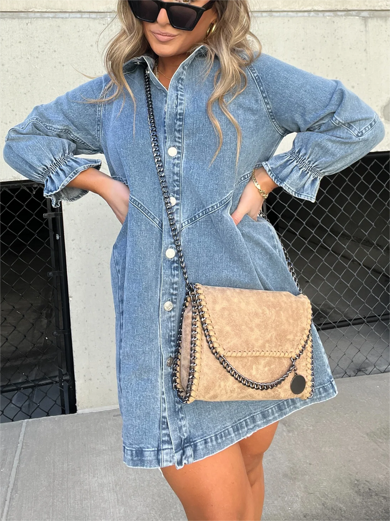 Sophisticated Dress with a Clean Classic Look