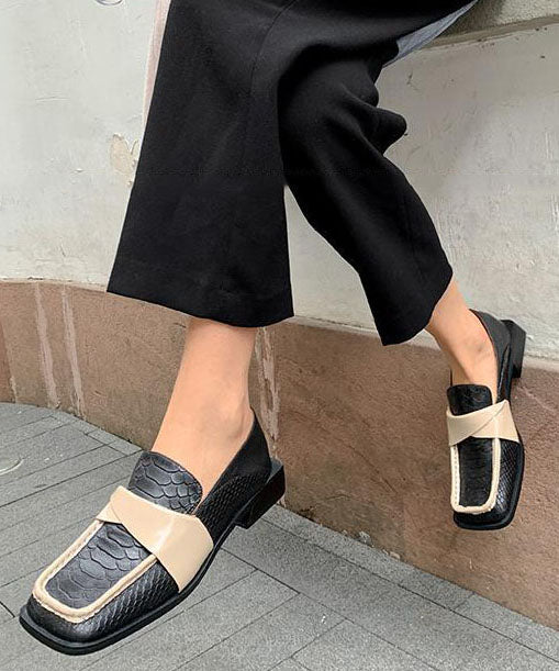 Effortlessly Elegant Shoes with a Timeless Design