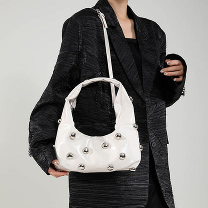 Effortlessly Elegant Bag with a Timeless Design