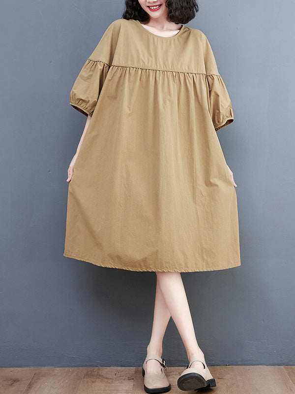 Classic Vintage Dress with a Flattering Fit