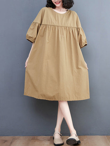 Classic Vintage Dress with a Flattering Fit