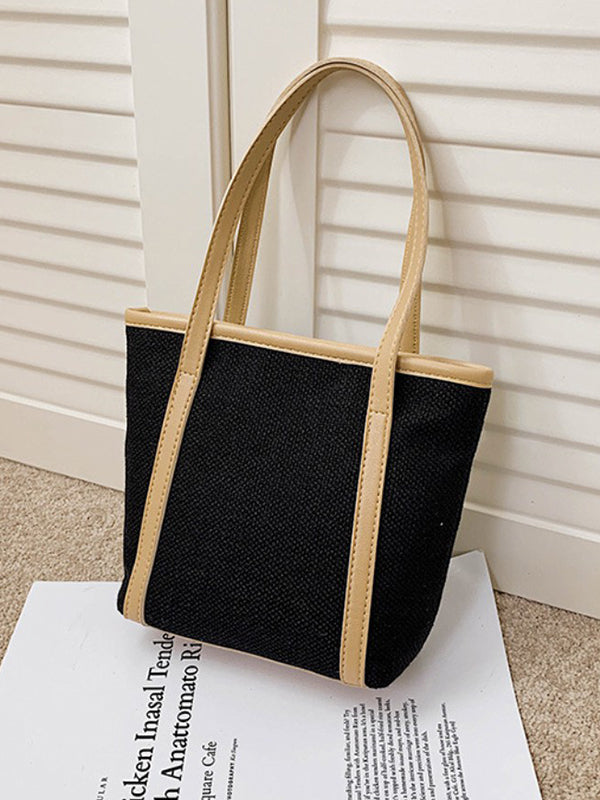 Sophisticated Bag with a Clean Classic Look